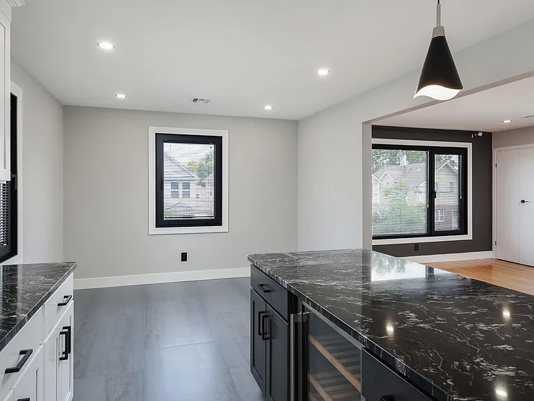 400 Knopf St #2 — Photo 13