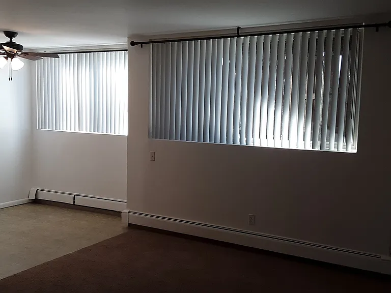 50th Street Apartments — Photo 14