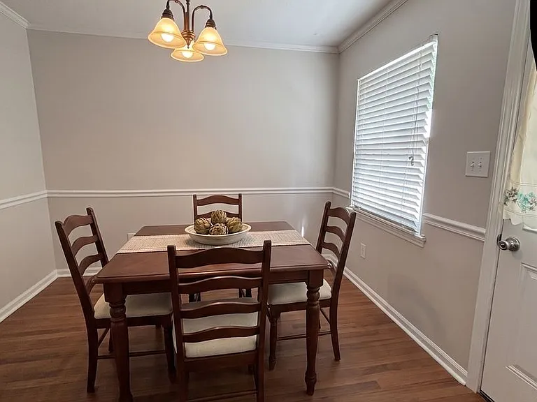 4743 Champion Ct — Photo 2
