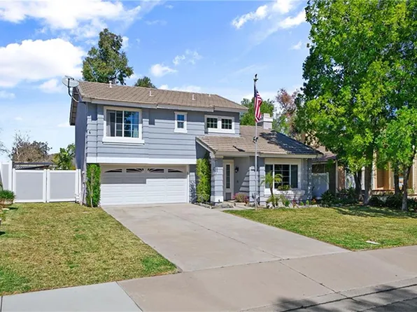 26991 Kicking Horse Dr, Corona, CA 92883