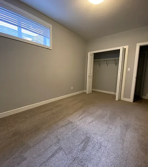 2550 Amerongen Cres SW #1A — Photo 9