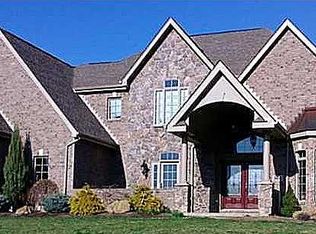 304 Pinto Pl, Mars, PA 16046