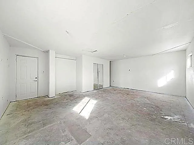 2040 Earl St — Photo 26