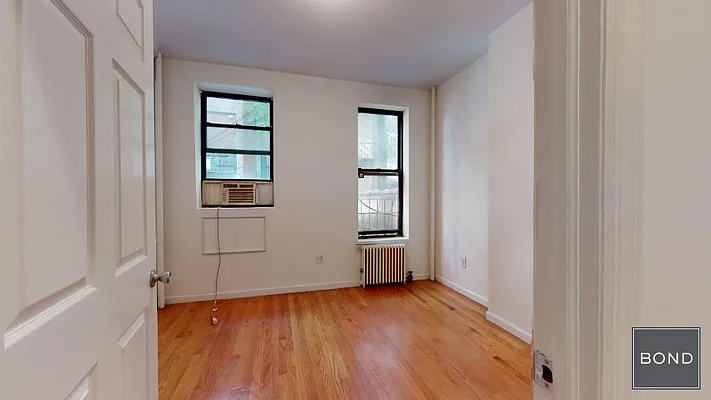 Rented by Bond New York | media 14