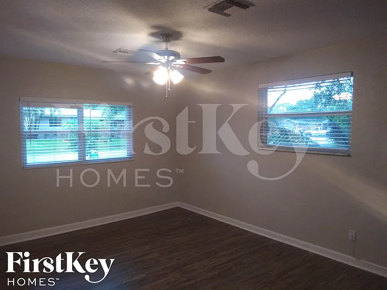 3181 SW 22nd Ct — Photo 8