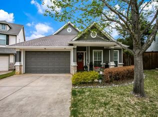 104 Nestlewood Ln, Grapevine, TX 76051