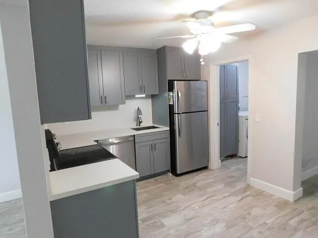 9459 SW 52nd Ct — Photo 5