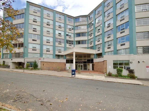 101 Mulberry St APT 408, Springfield, MA 01105