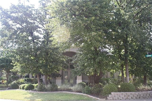 1st image of 1848 Barrington Ct
