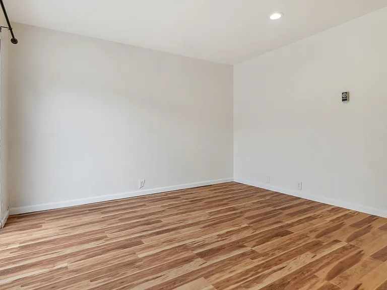 790 Sageleaf Ct — Photo 6