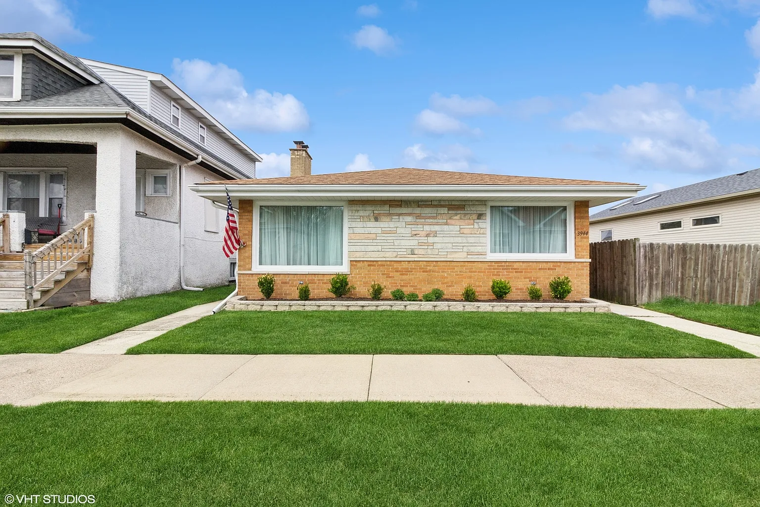 3944 Euclid Ave photo 1