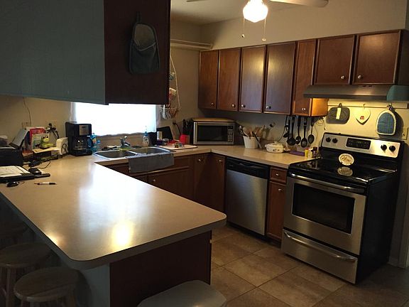 4th image of 639 NE 21st Ave