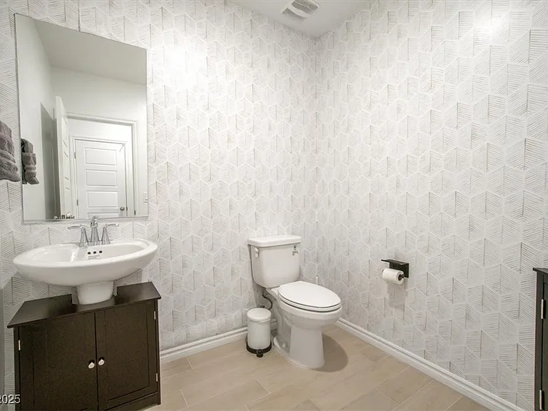 1529 Eva Crossing Pl — Photo 20