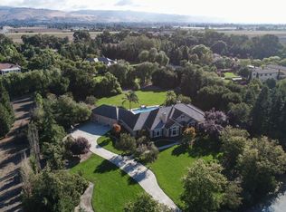 10748 Green Valley Dr, Gilroy, CA 95020