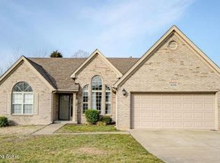 8506 Pathfinder Ct, Louisville, KY