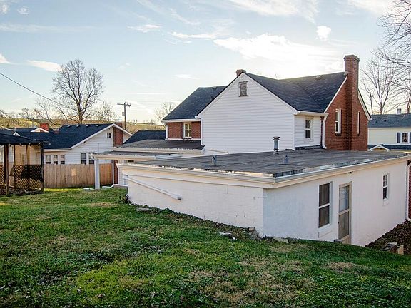 5th image of 108 McKinney Ct