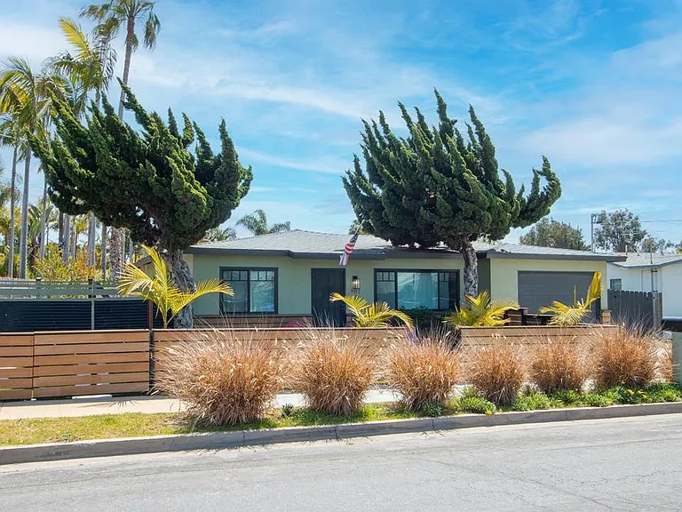 907 California St — Photo 2