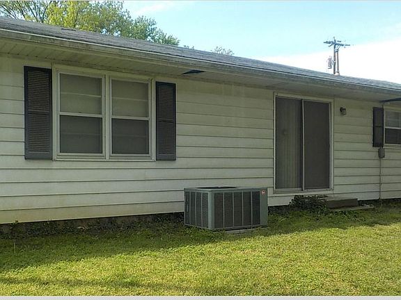 5th image of 2502 Midland Ave
