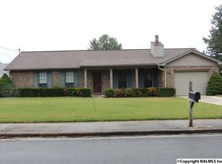 526 Tammy St SW, Decatur, AL 35603