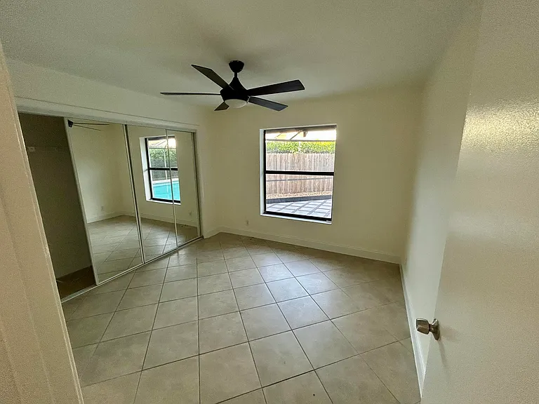22822 Pinewood Ct — Photo 19