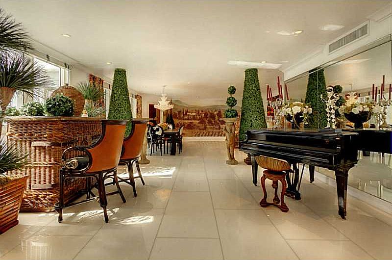 Stunning Penthouse in Key Biscayne