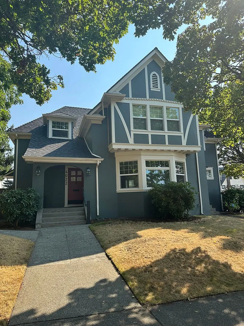 Rare Rental Opportunity in Proctor — Photo 1