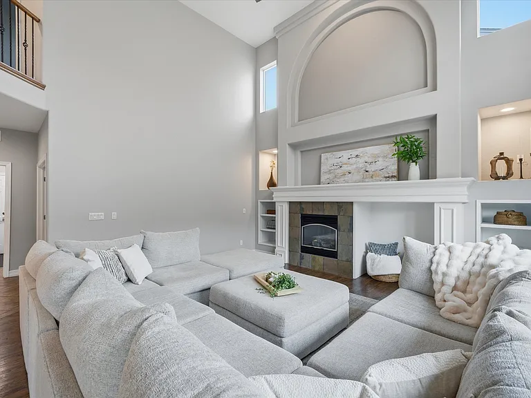 2212 Ridgetrail Dr — Photo 5