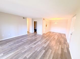 500 Umstead Dr, Chapel Hill, NC 27516