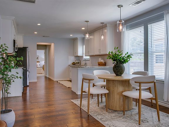 5th image of 1110 Galloway Ave