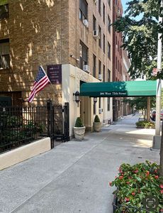304 W 75th St APT 9A, New York, NY, 10023