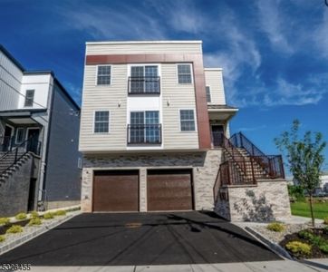 313 Doyle St, Elizabethport, NJ, 07206