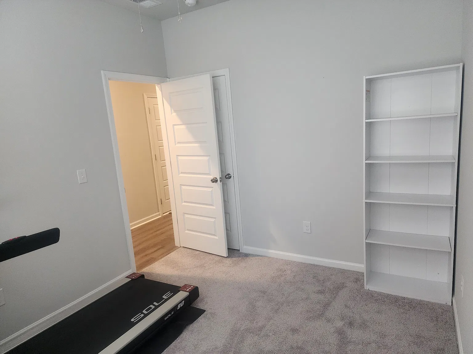 516 Sea Sparrow St — Photo 4