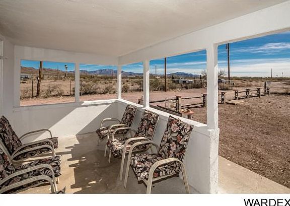 3rd image of 2430 S Mohave Trl