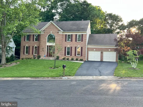 8530 Oak Chase Cir, Fairfax Station, VA 22039