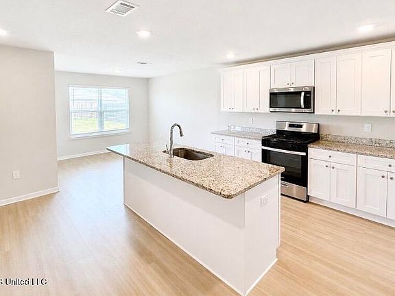 5th image of 1021 Enclave Cir