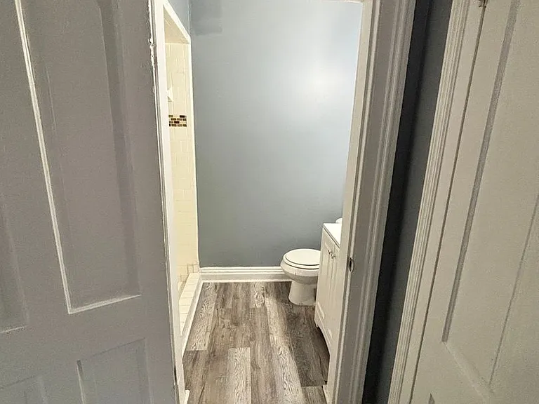 228 Telfair St #B — Photo 16