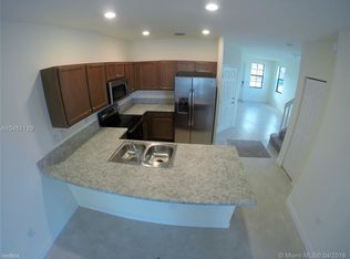 3387 W 94th Ter, Hialeah, FL 33018