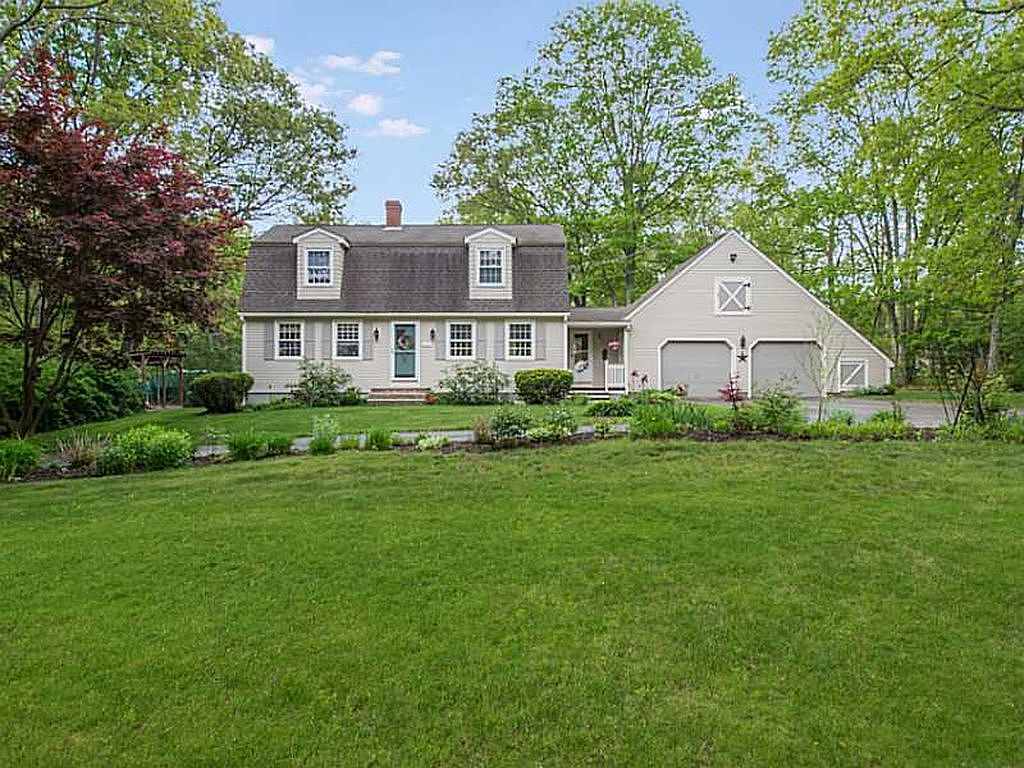 140 Donahue Rd, Pascoag, RI 02859 Zillow