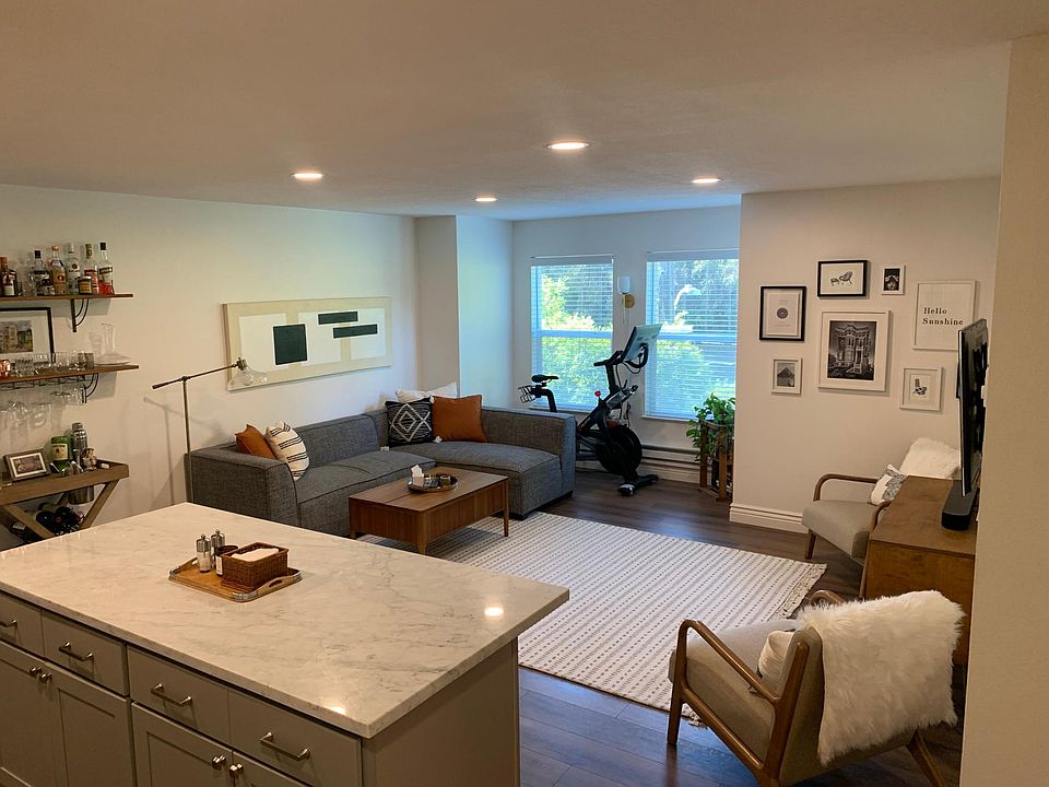 1st image of 2250 24th St Unit 224