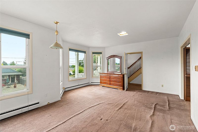 4th image of 500 N 1st Street