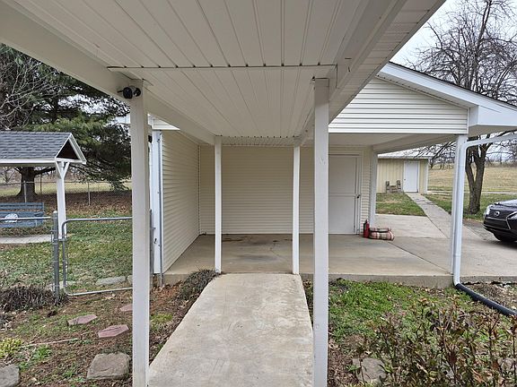 5th image of 120 Horan Ln