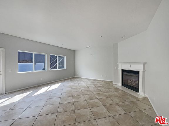 3rd image of 5167 Knollwood Way