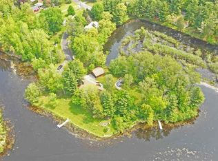 185 Sunset Dr, Iola, WI 54945