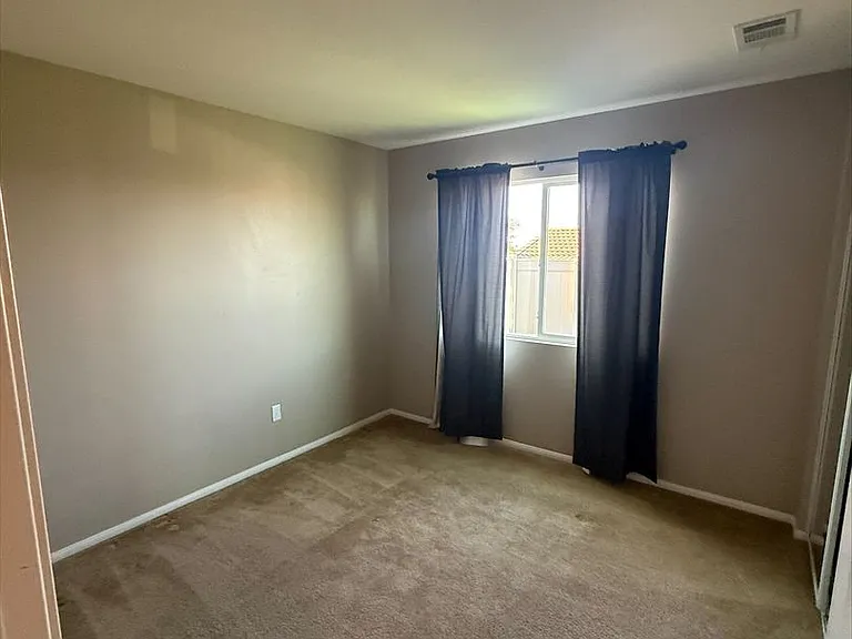 2212 Falcon Dr — Photo 22