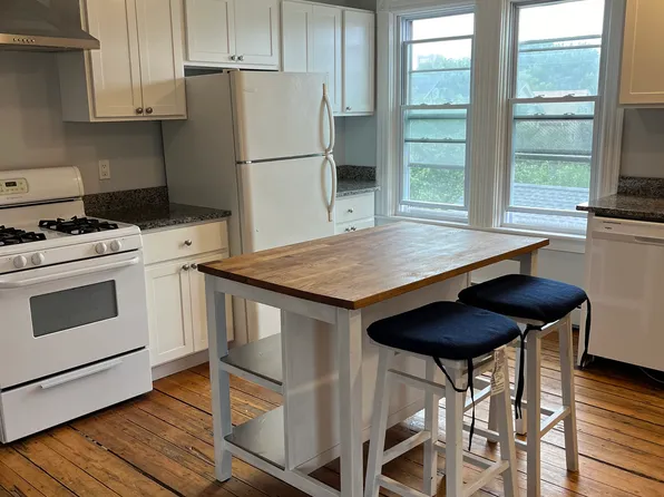 29 Governor St #3, Providence, RI 02906