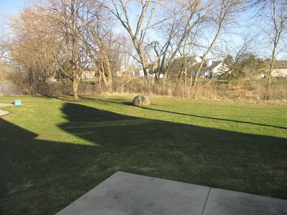 609 Springbrook Cir, Deforest, WI 53532 MLS 1953249 Zillow