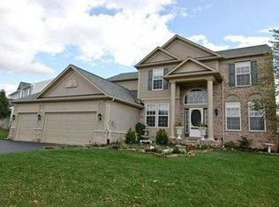 643 Somerset Ave, Dundee, IL 60118