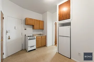 Rented by Bond New York