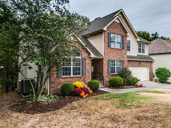 3rd image of 1112 Poplar Hollow Dr