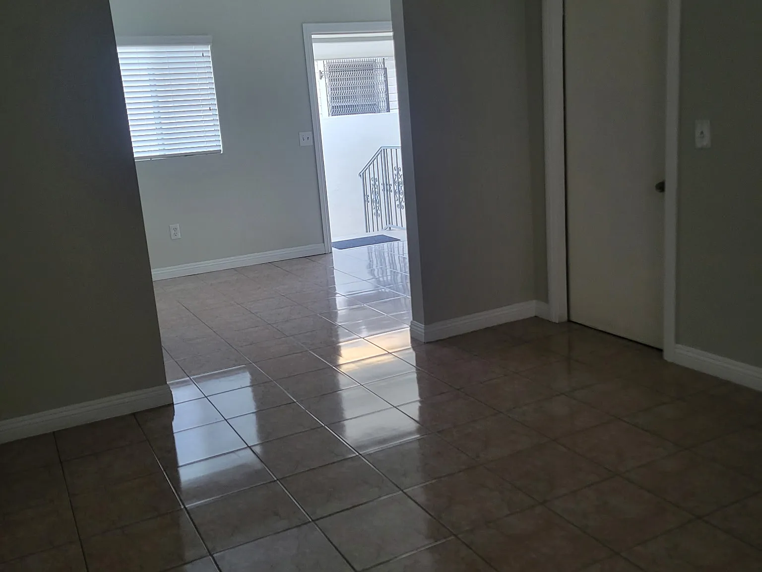 Studio, 425 sqft, $1,000 — Photo 4